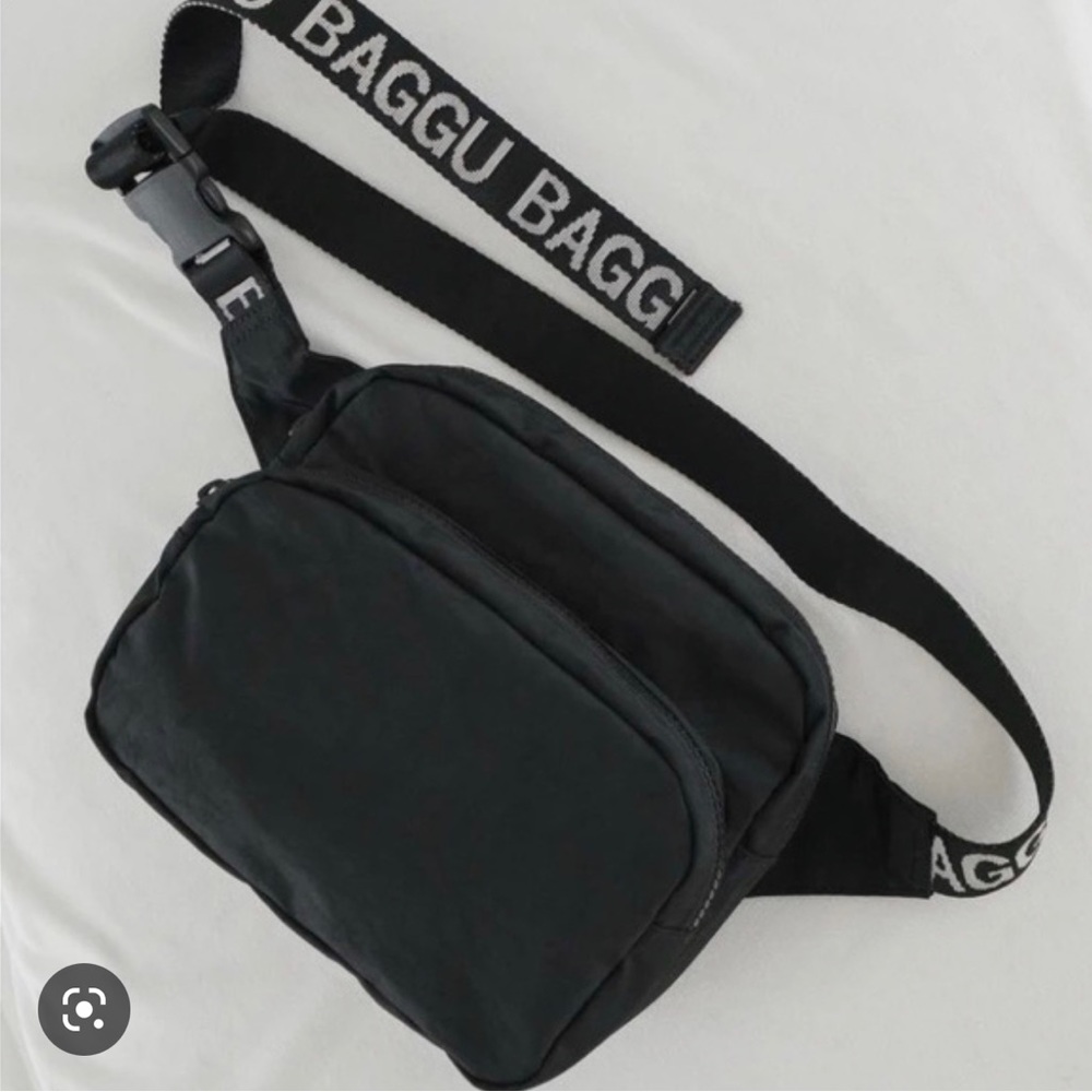 ISO OF BAGGU BLACK FANNY PACK WITH WHITE LETTERS